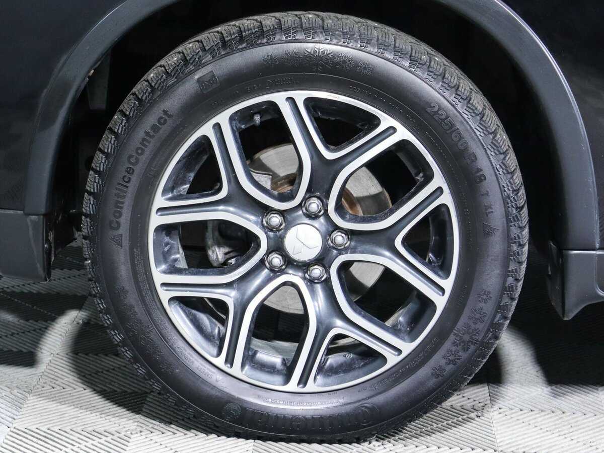 Купить Mitsubishi Outlander с пробегом. Фото: #8