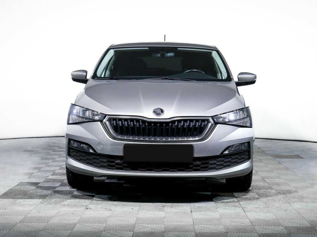 Купить Skoda Rapid с пробегом. Фото: #1