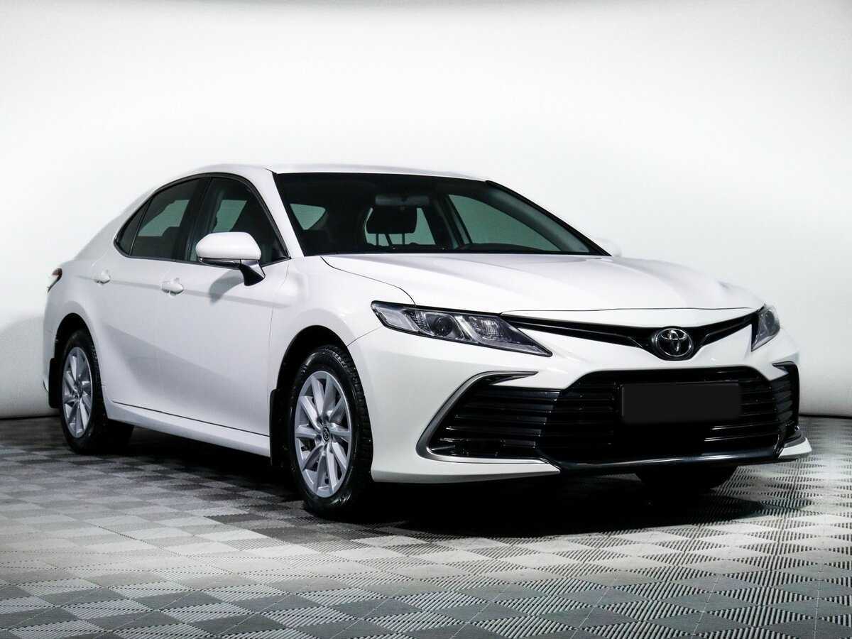 Купить Toyota Camry с пробегом. Фото: #2