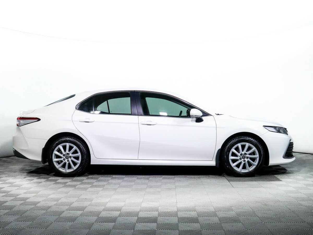 Купить Toyota Camry с пробегом. Фото: #3