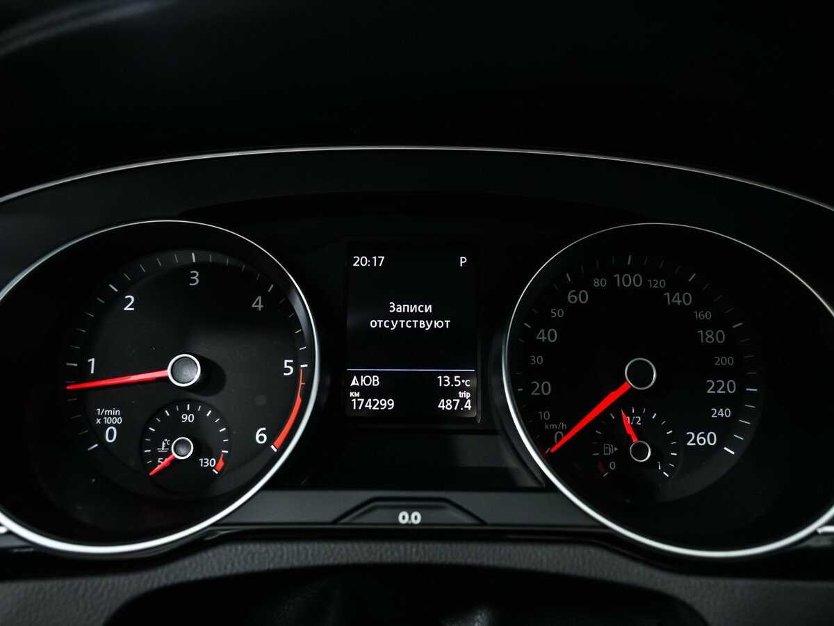 Купить Volkswagen Passat с пробегом. Фото: #9