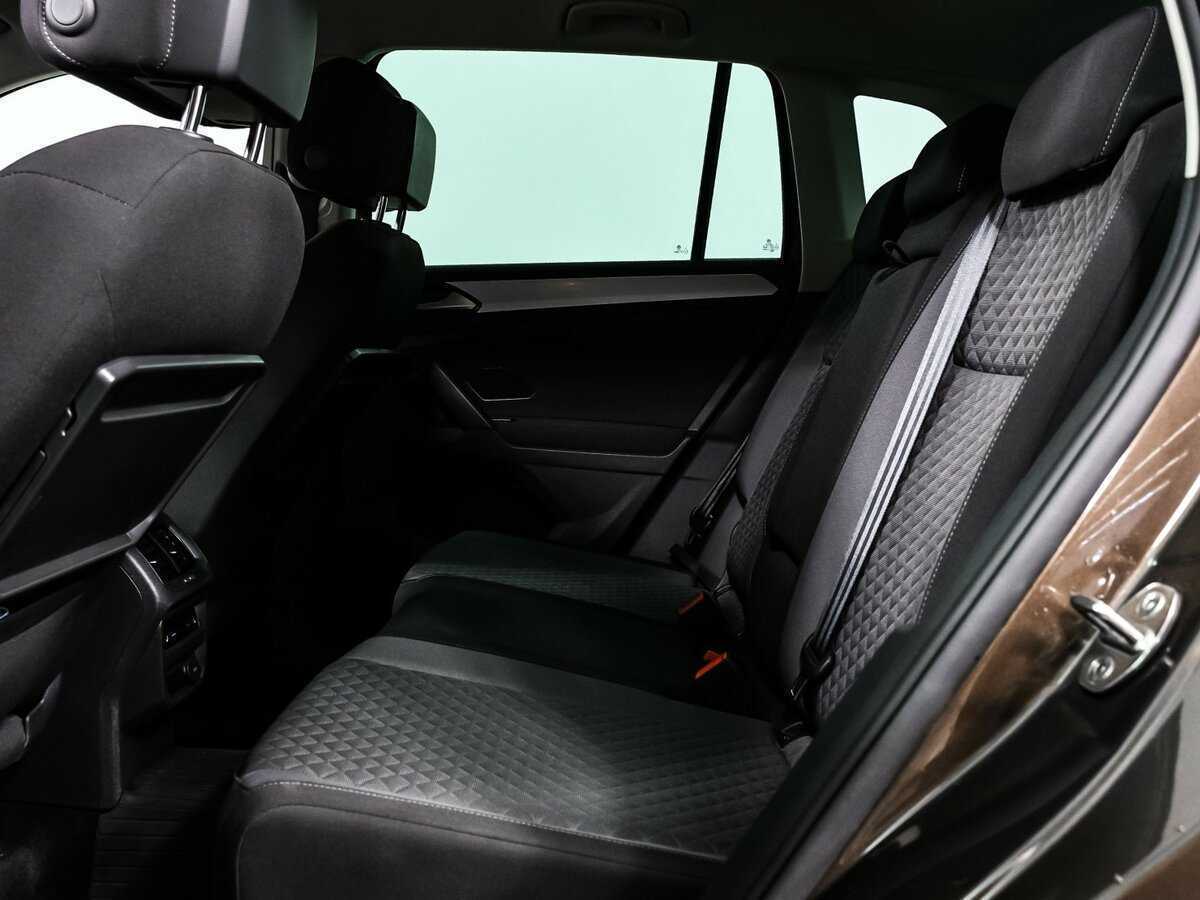 Купить Volkswagen Tiguan с пробегом. Фото: #12