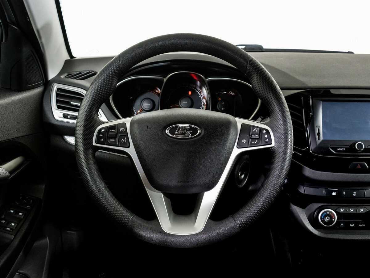 Купить Lada (ВАЗ) Vesta с пробегом. Фото: #11