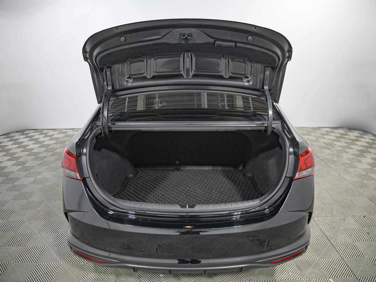 Купить Hyundai Solaris с пробегом. Фото: #14