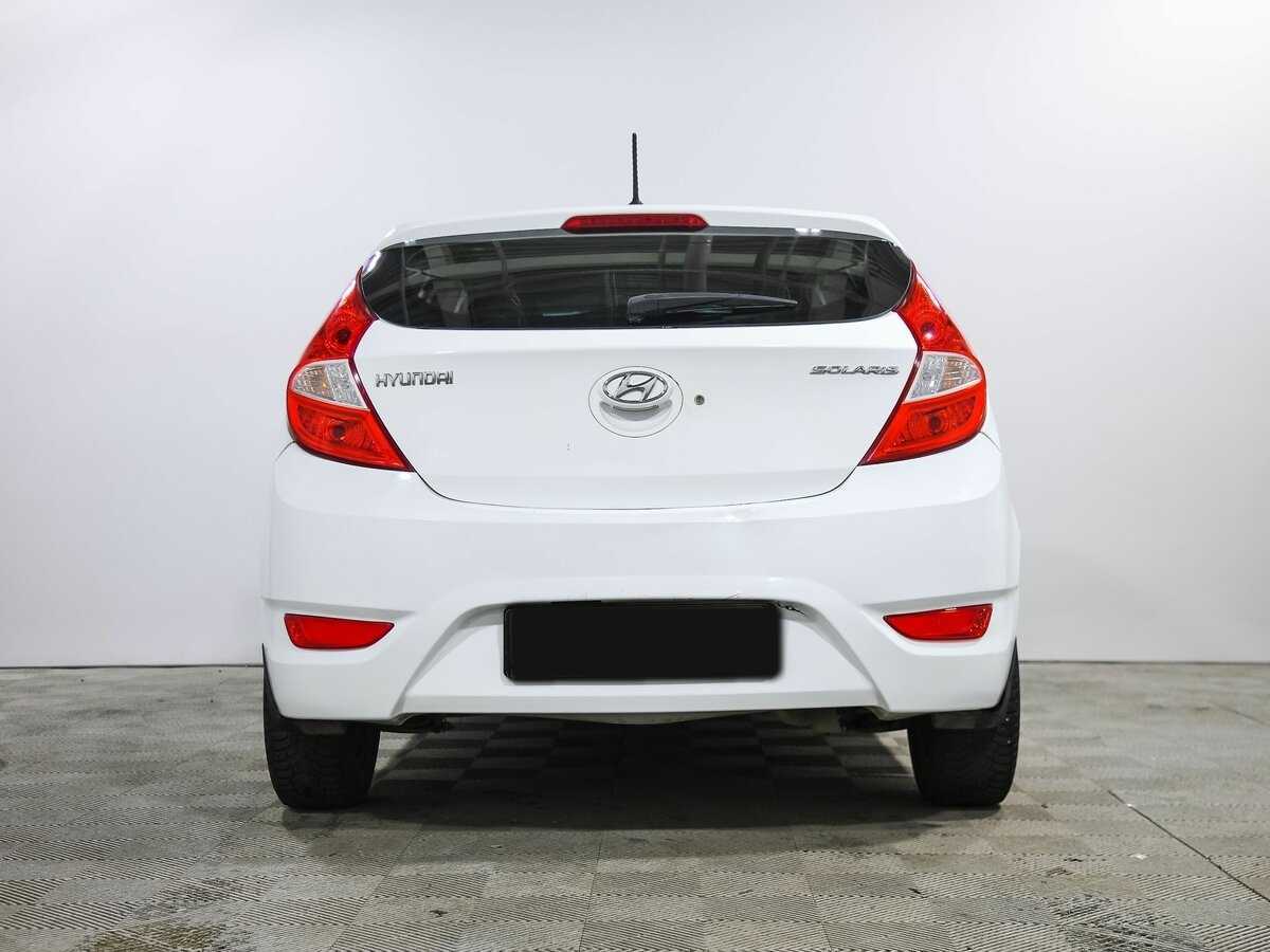 Купить Hyundai Solaris с пробегом. Фото: #4