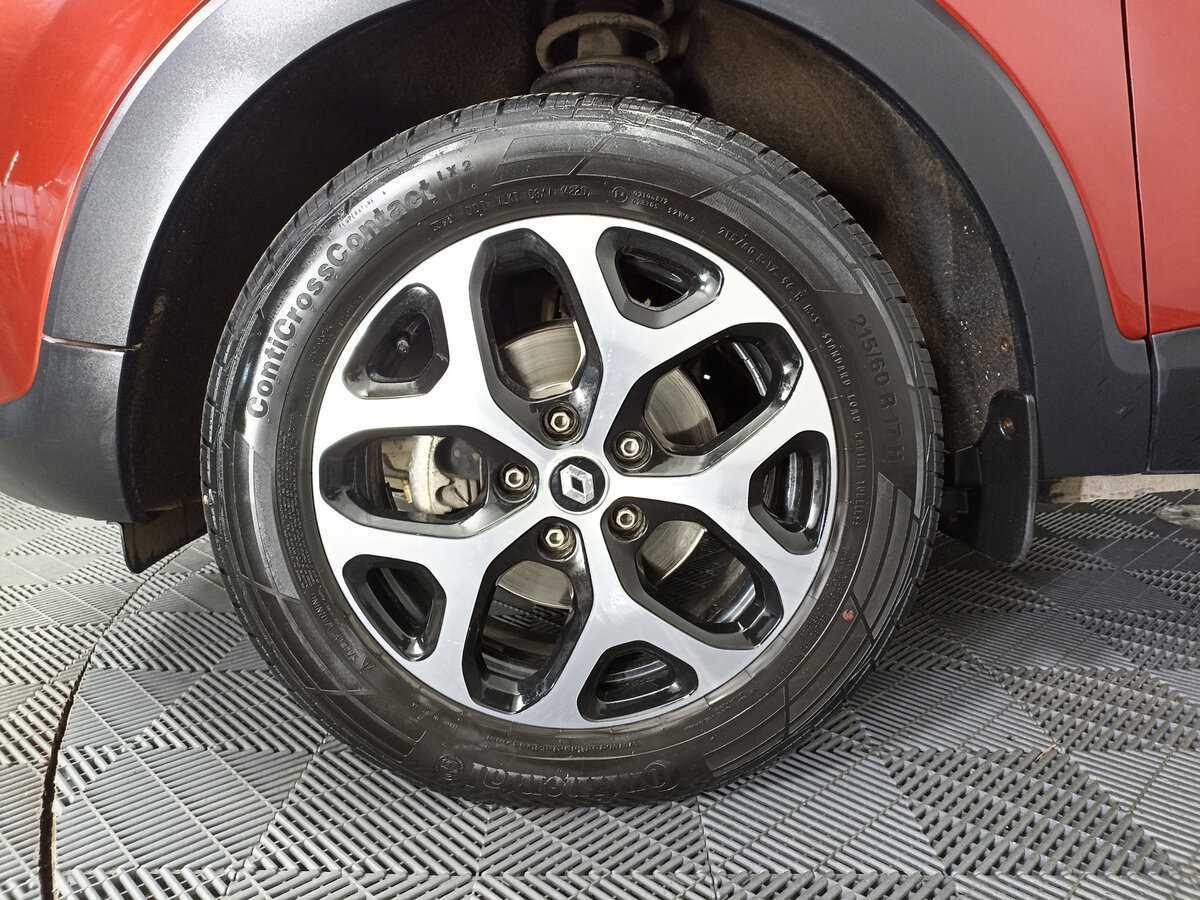 Купить Renault Kaptur с пробегом. Фото: #17