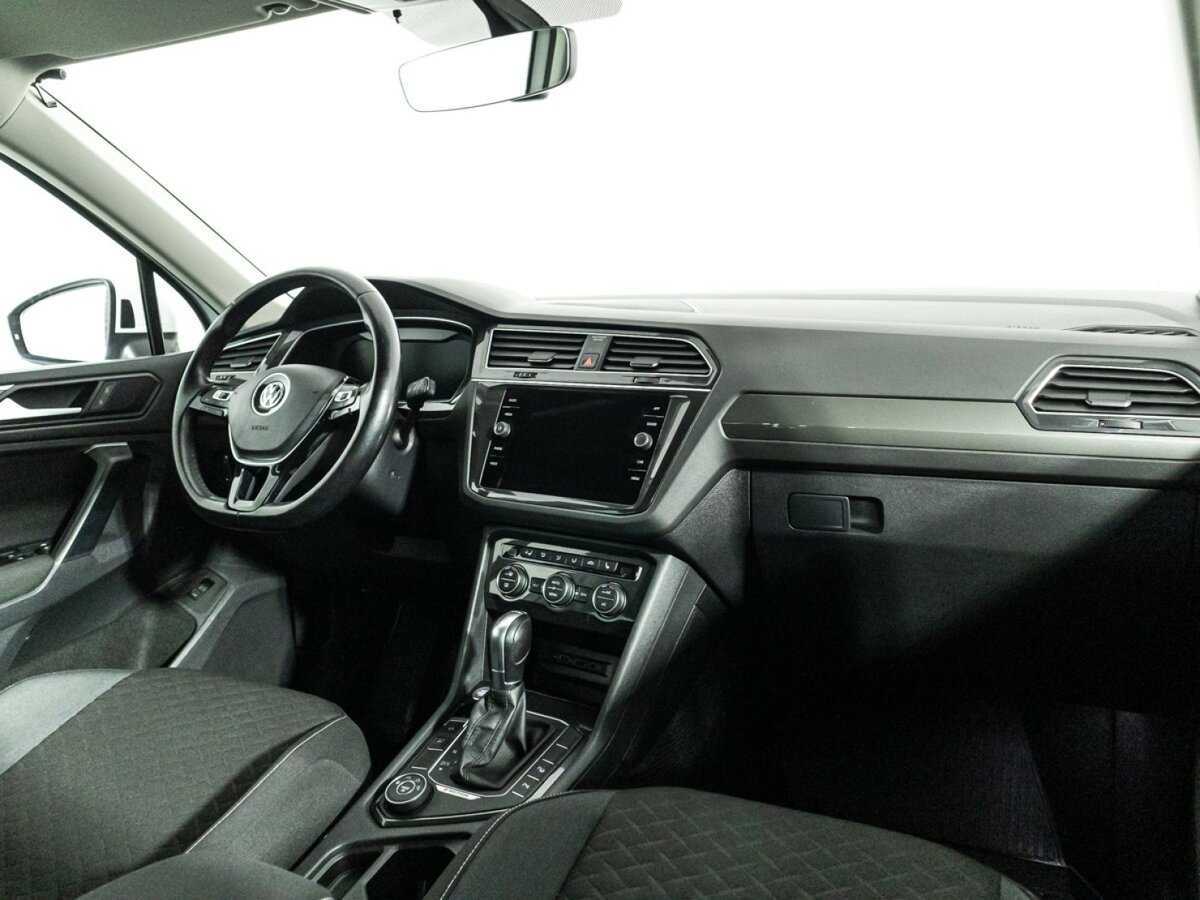Купить Volkswagen Tiguan с пробегом. Фото: #8