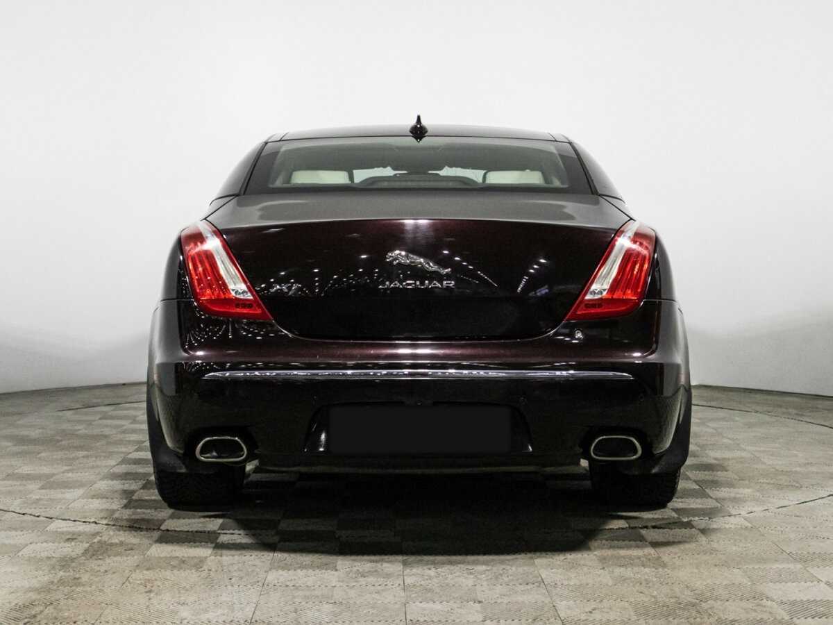 Купить Jaguar XJ с пробегом. Фото: #5