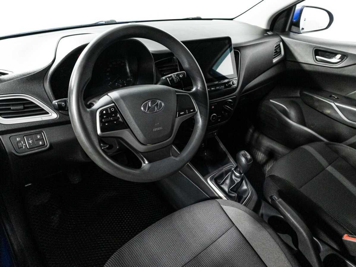 Купить Hyundai Solaris с пробегом. Фото: #10