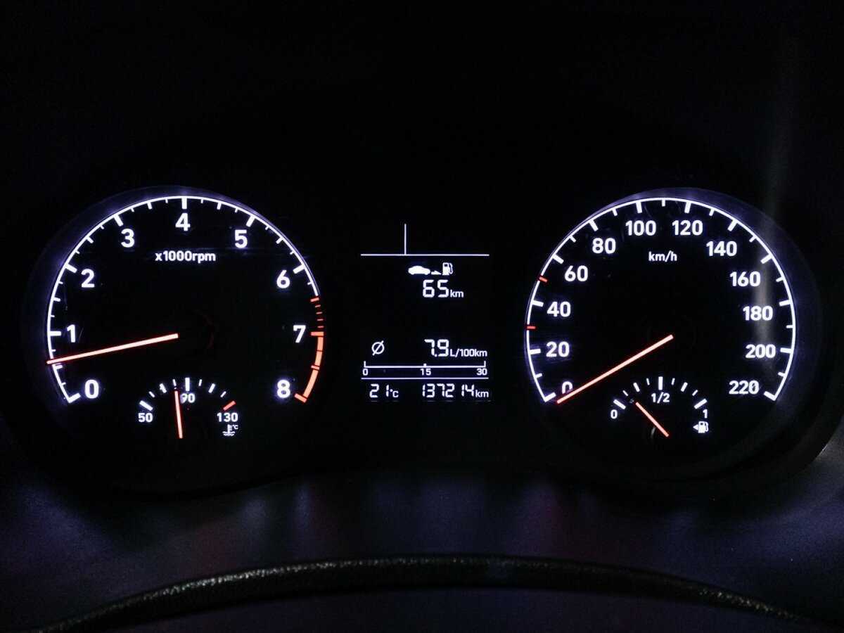 Купить Hyundai Solaris с пробегом. Фото: #11