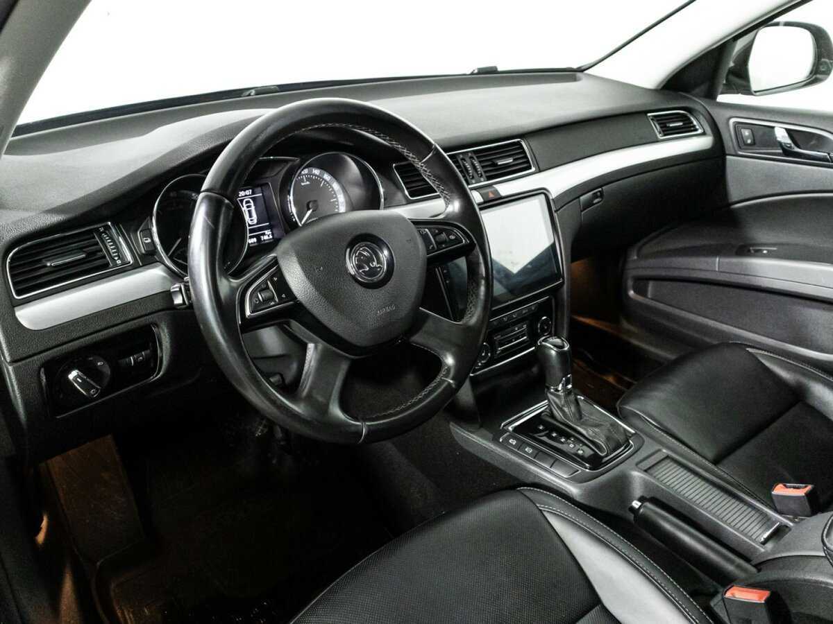 Купить Skoda Superb с пробегом. Фото: #10