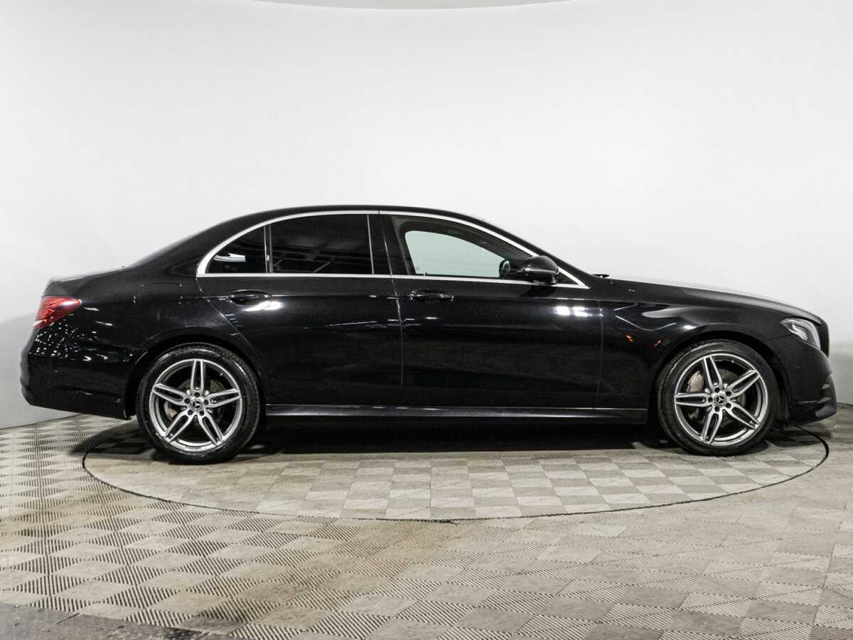 Купить Mercedes-Benz E-Класс с пробегом. Фото: #3