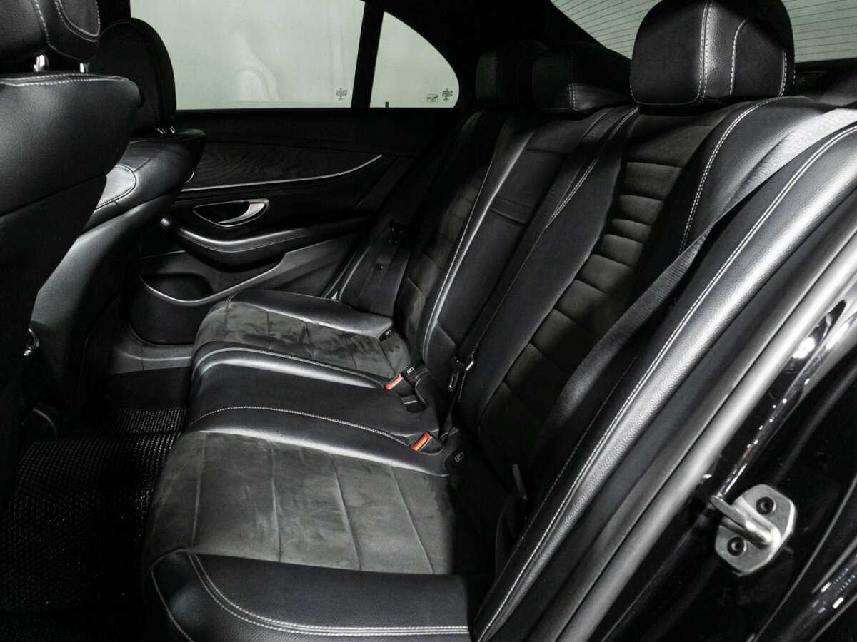 Купить Mercedes-Benz E-Класс с пробегом. Фото: #9