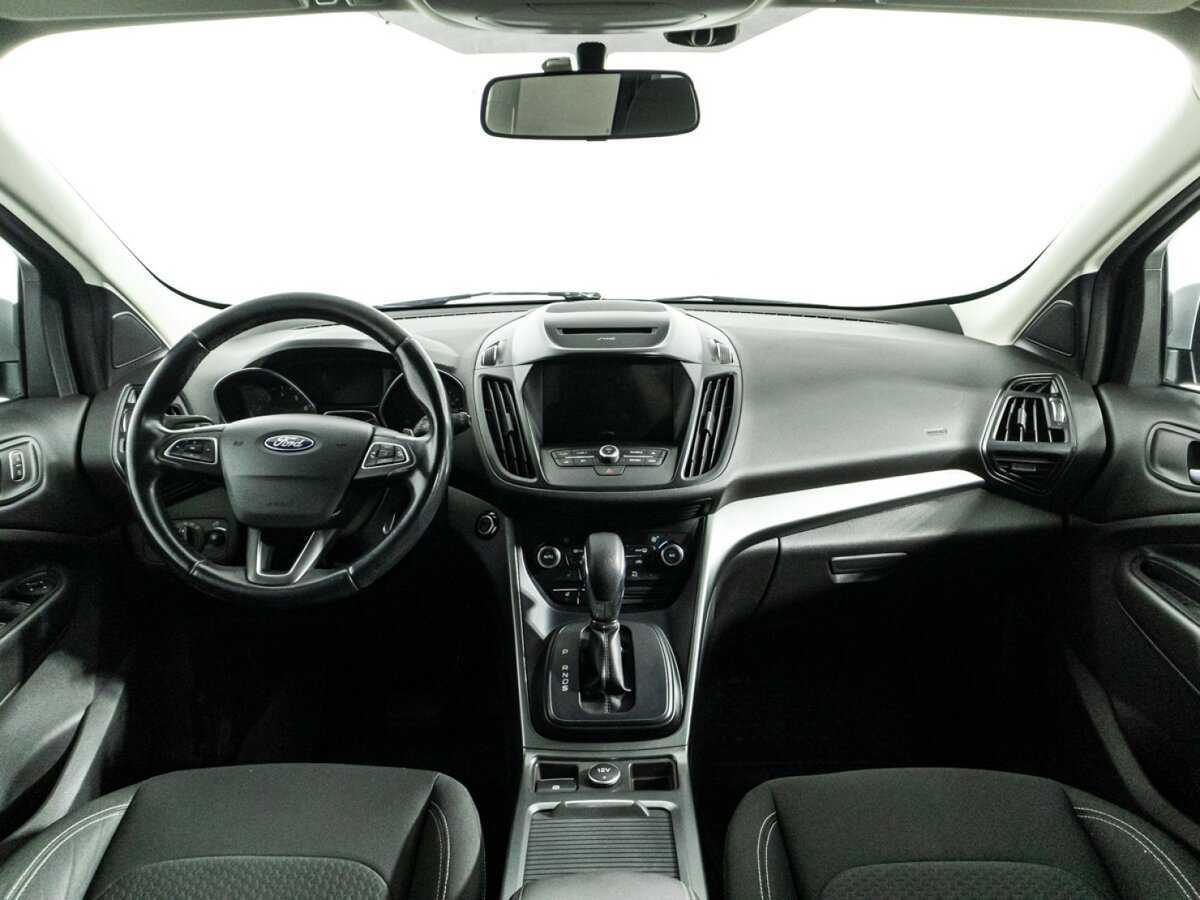 Купить Ford Kuga с пробегом. Фото: #12