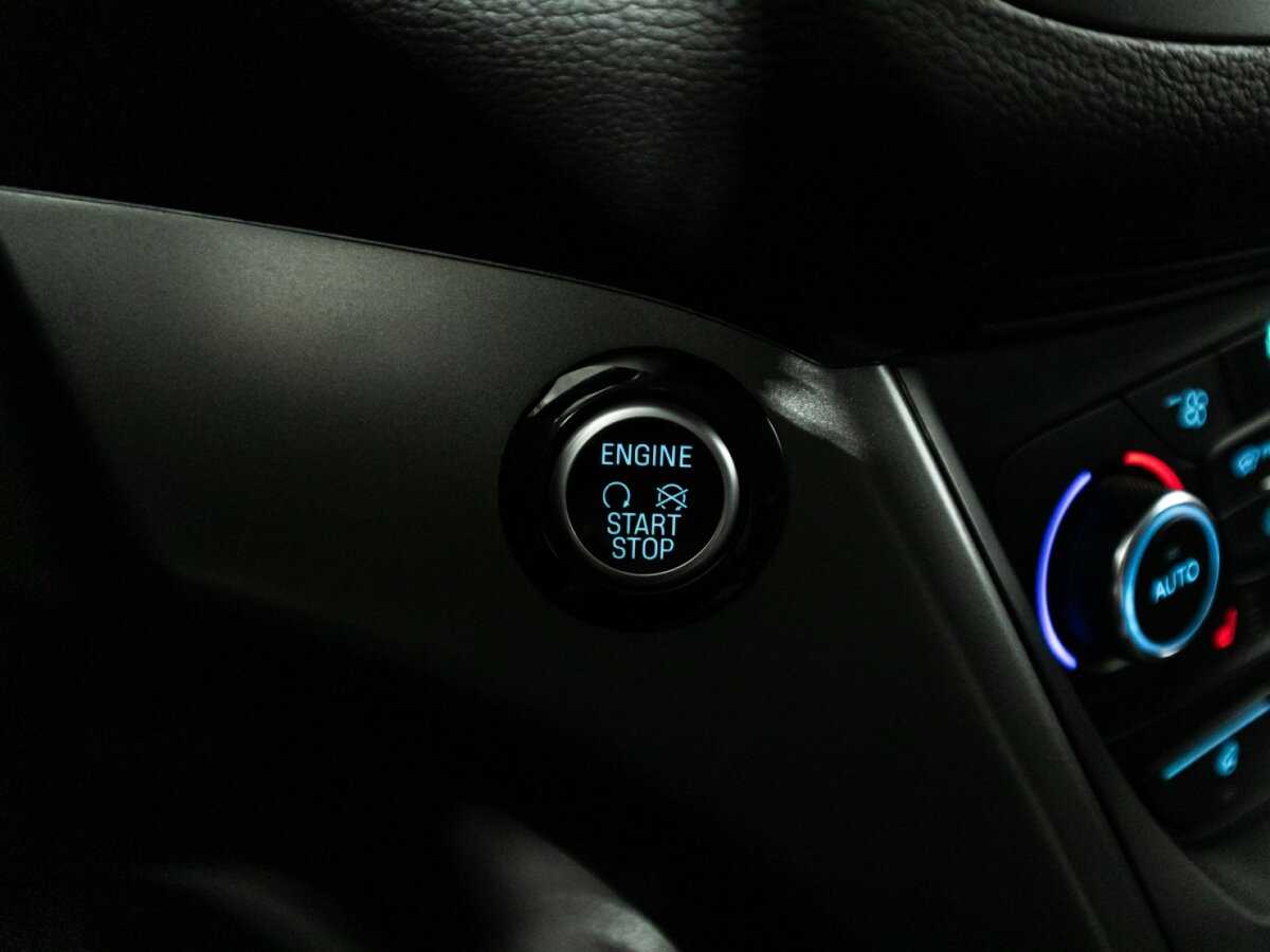 Купить Ford Kuga с пробегом. Фото: #16