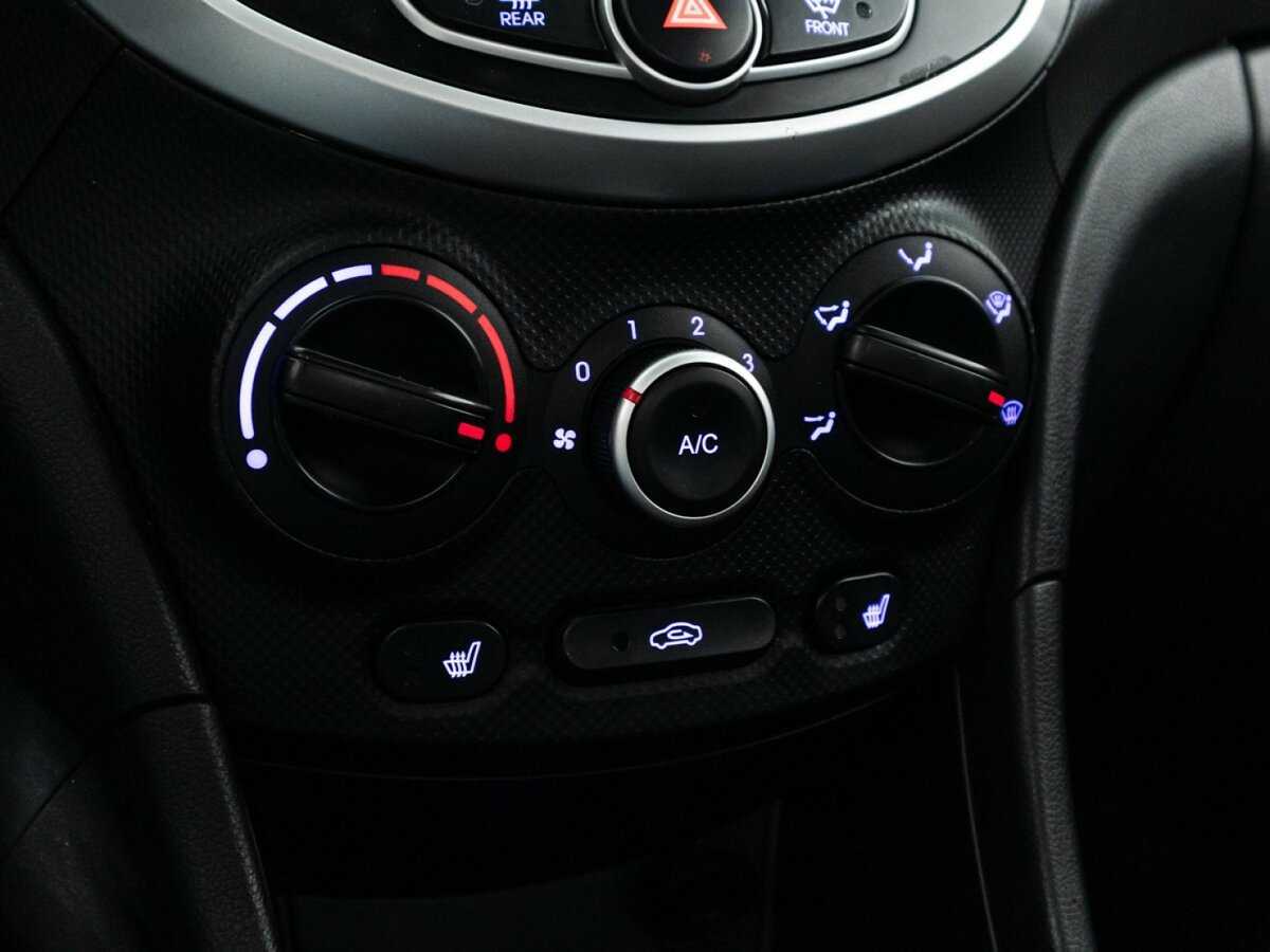 Купить Hyundai Solaris с пробегом. Фото: #14