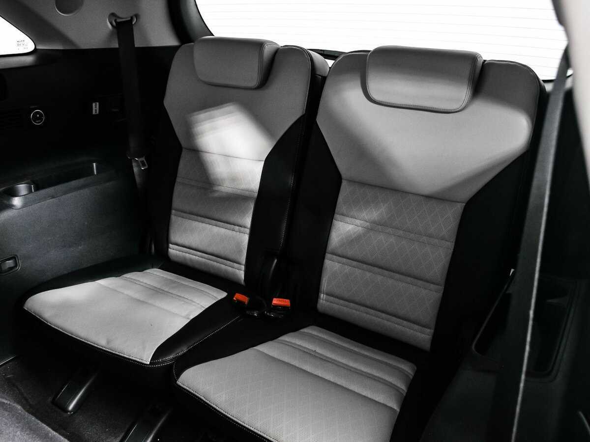 Купить Kia Sorento с пробегом. Фото: #14