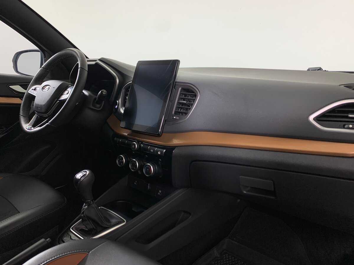 Купить Lada (ВАЗ) Vesta с пробегом. Фото: #13