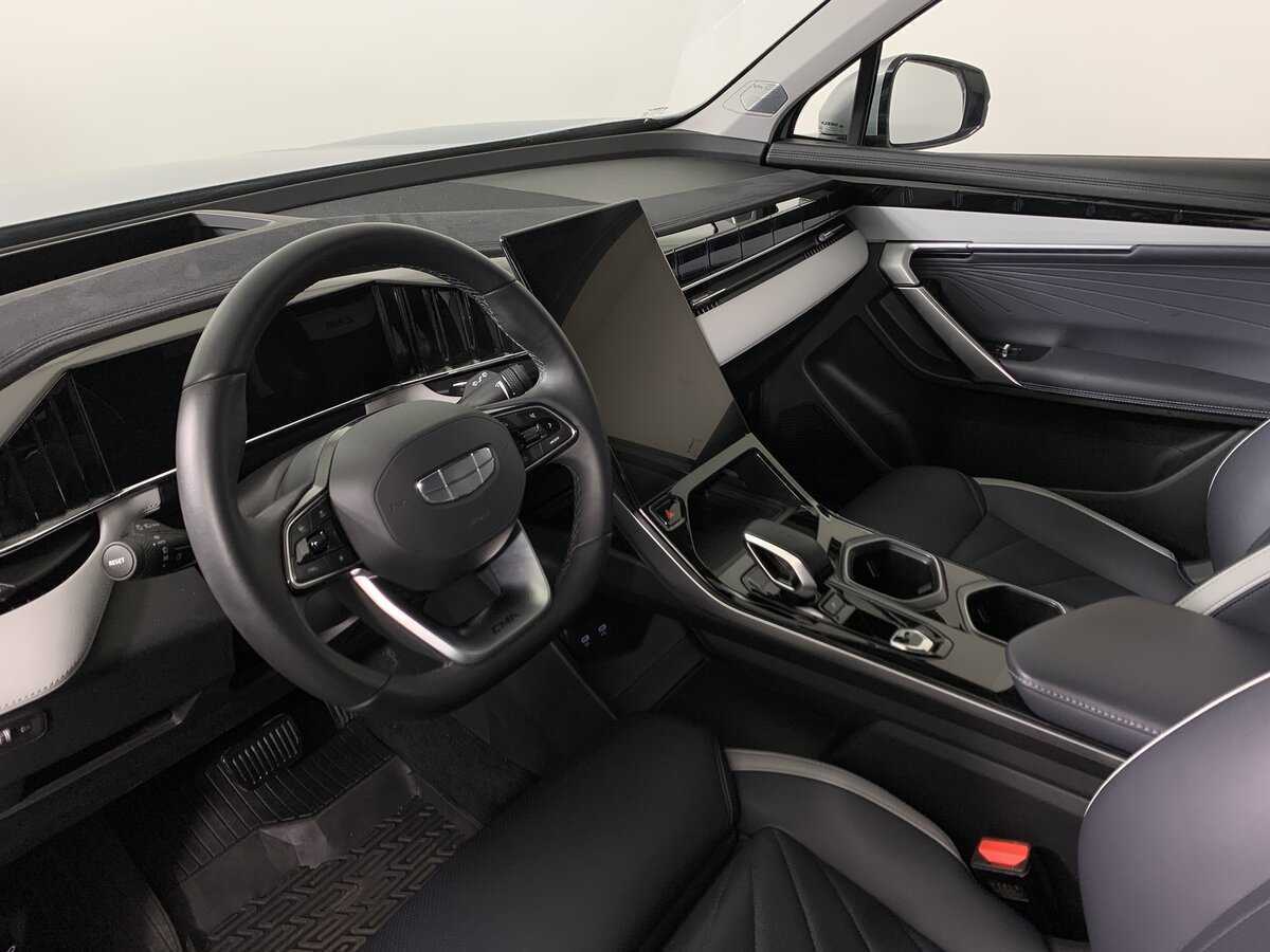 Купить Geely Atlas с пробегом. Фото: #11