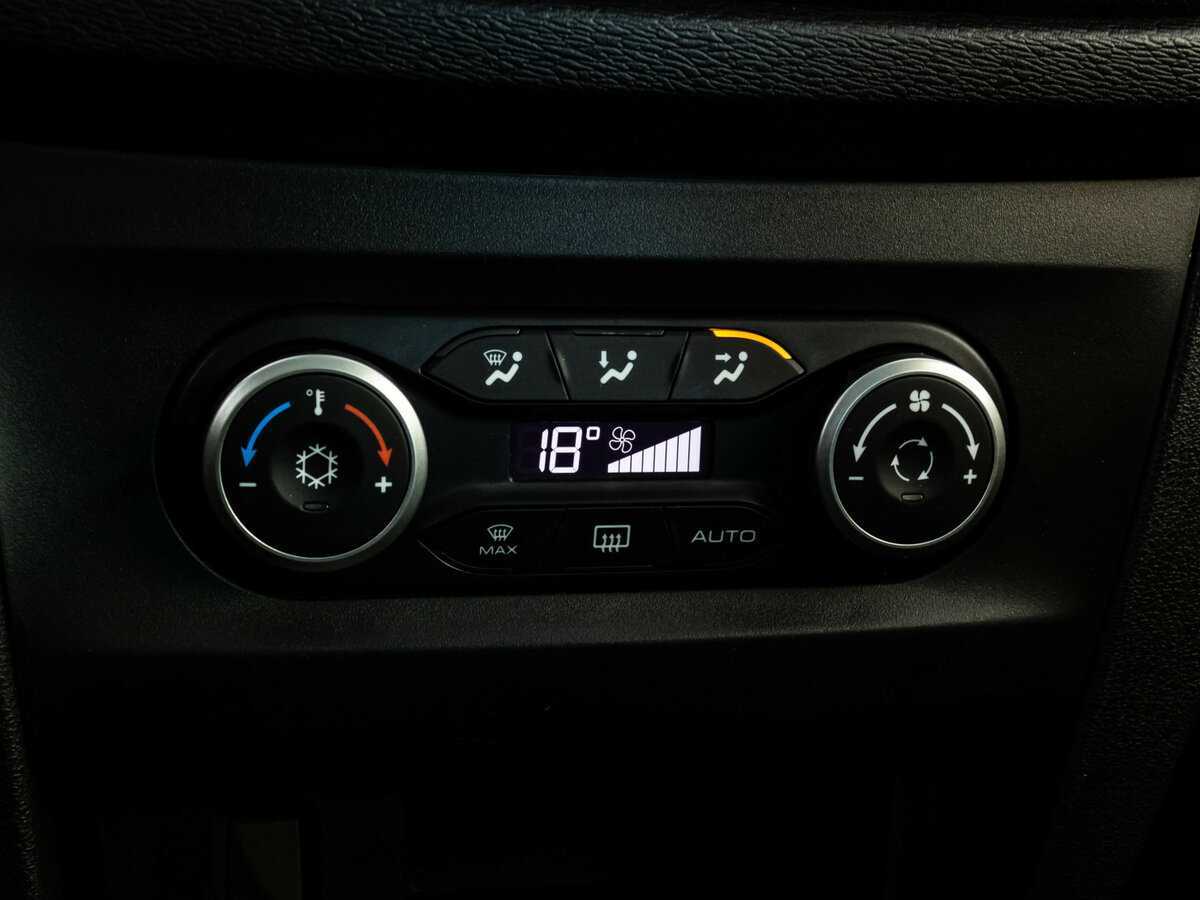 Купить Lada (ВАЗ) XRAY с пробегом. Фото: #14