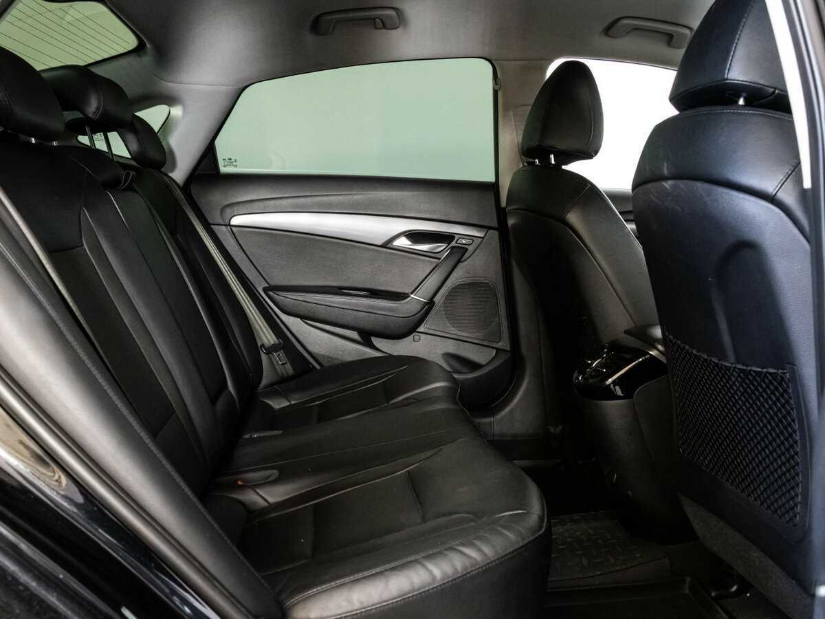 Купить Hyundai i40 с пробегом. Фото: #13