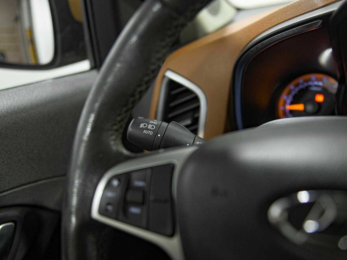 Купить Lada (ВАЗ) XRAY с пробегом. Фото: #6