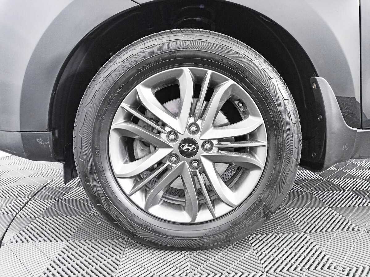 Купить Hyundai ix35 с пробегом. Фото: #17