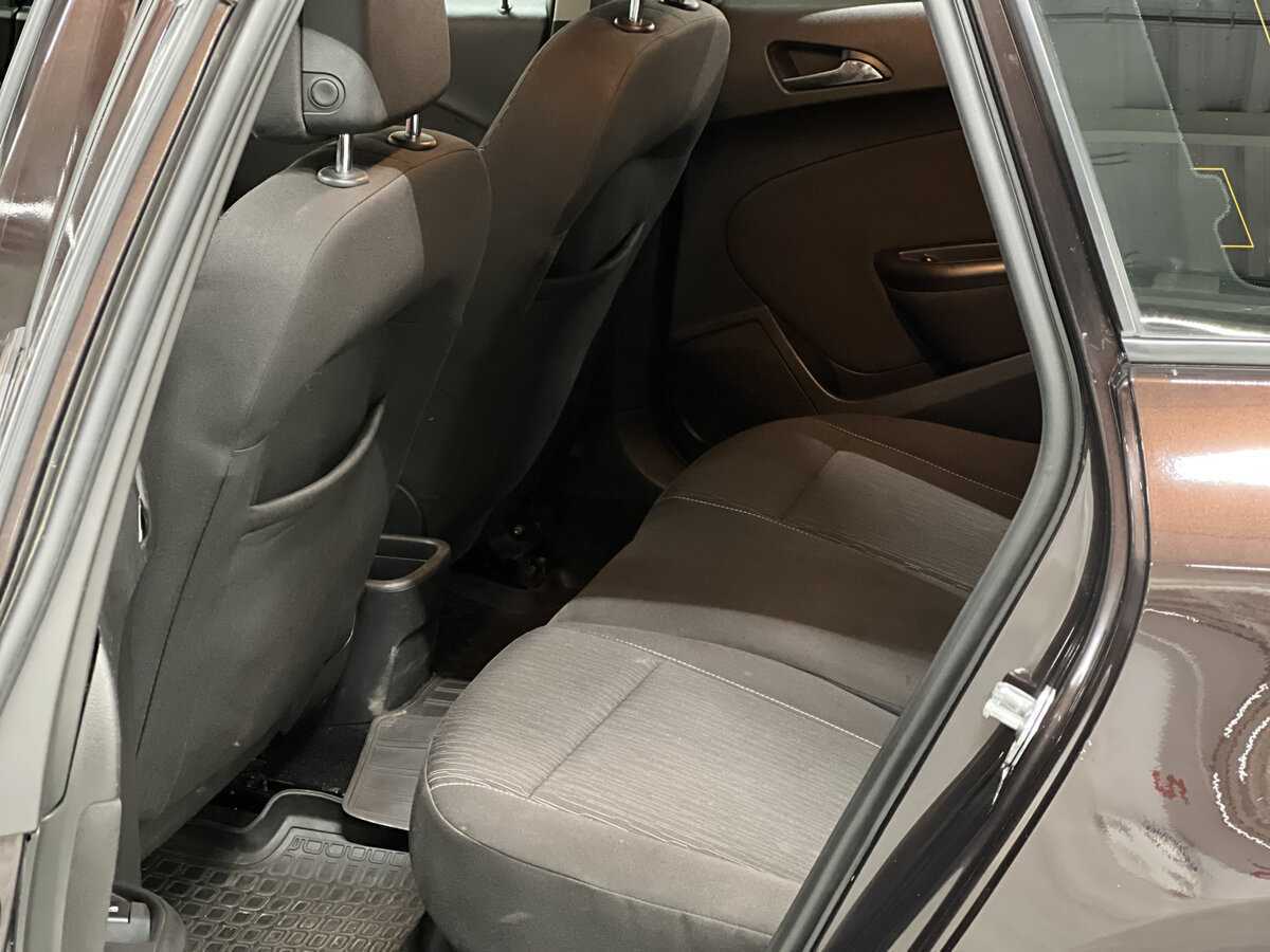 Купить Opel Astra с пробегом. Фото: #11