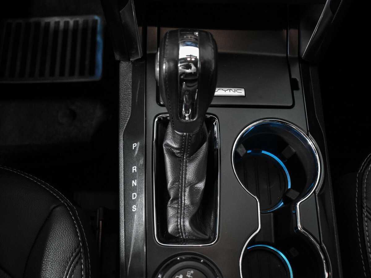 Купить Ford Explorer с пробегом. Фото: #9