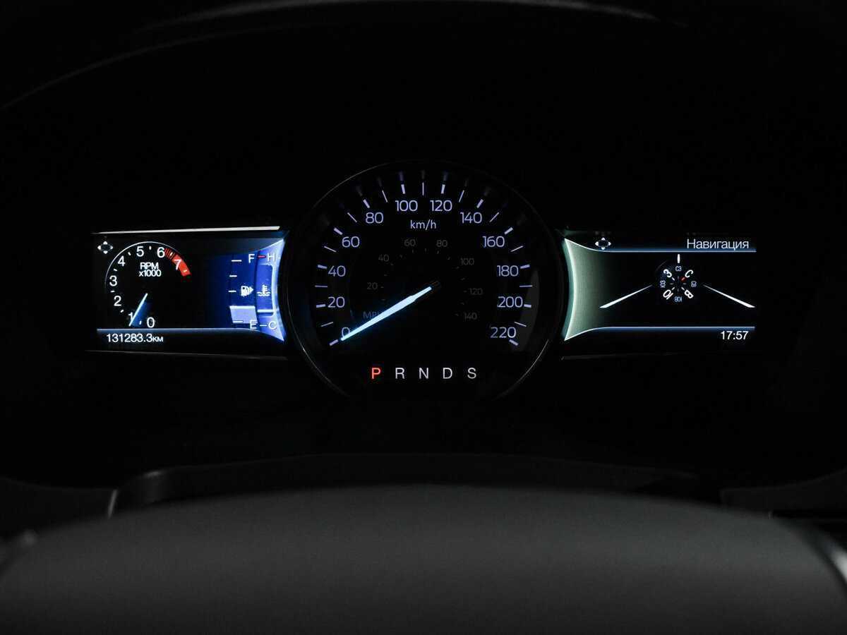 Купить Ford Explorer с пробегом. Фото: #19