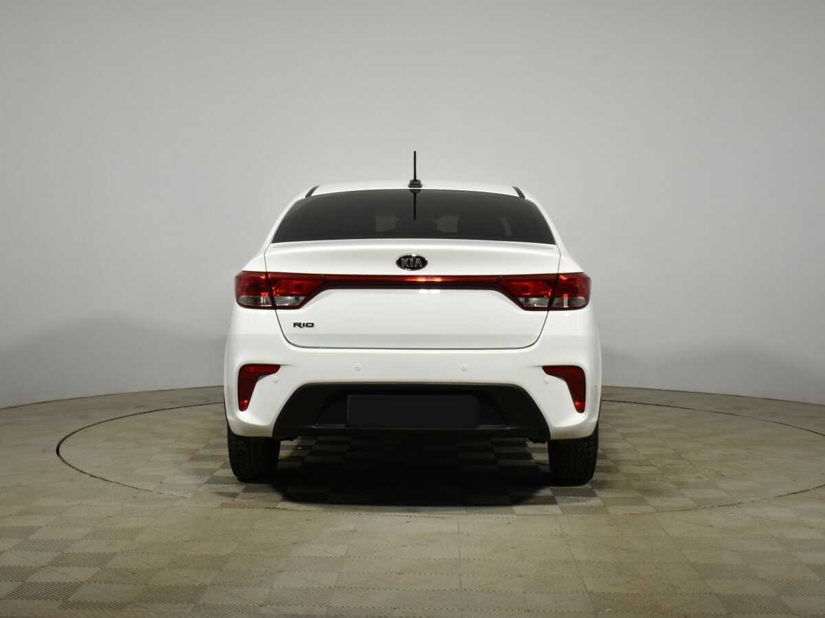 Купить Kia Rio с пробегом. Фото: #5
