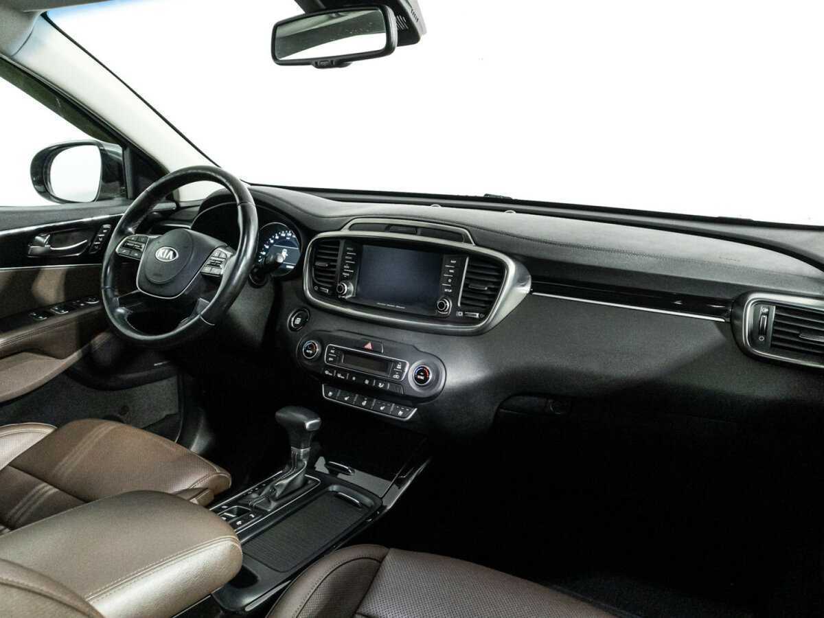 Купить Kia Sorento с пробегом. Фото: #9