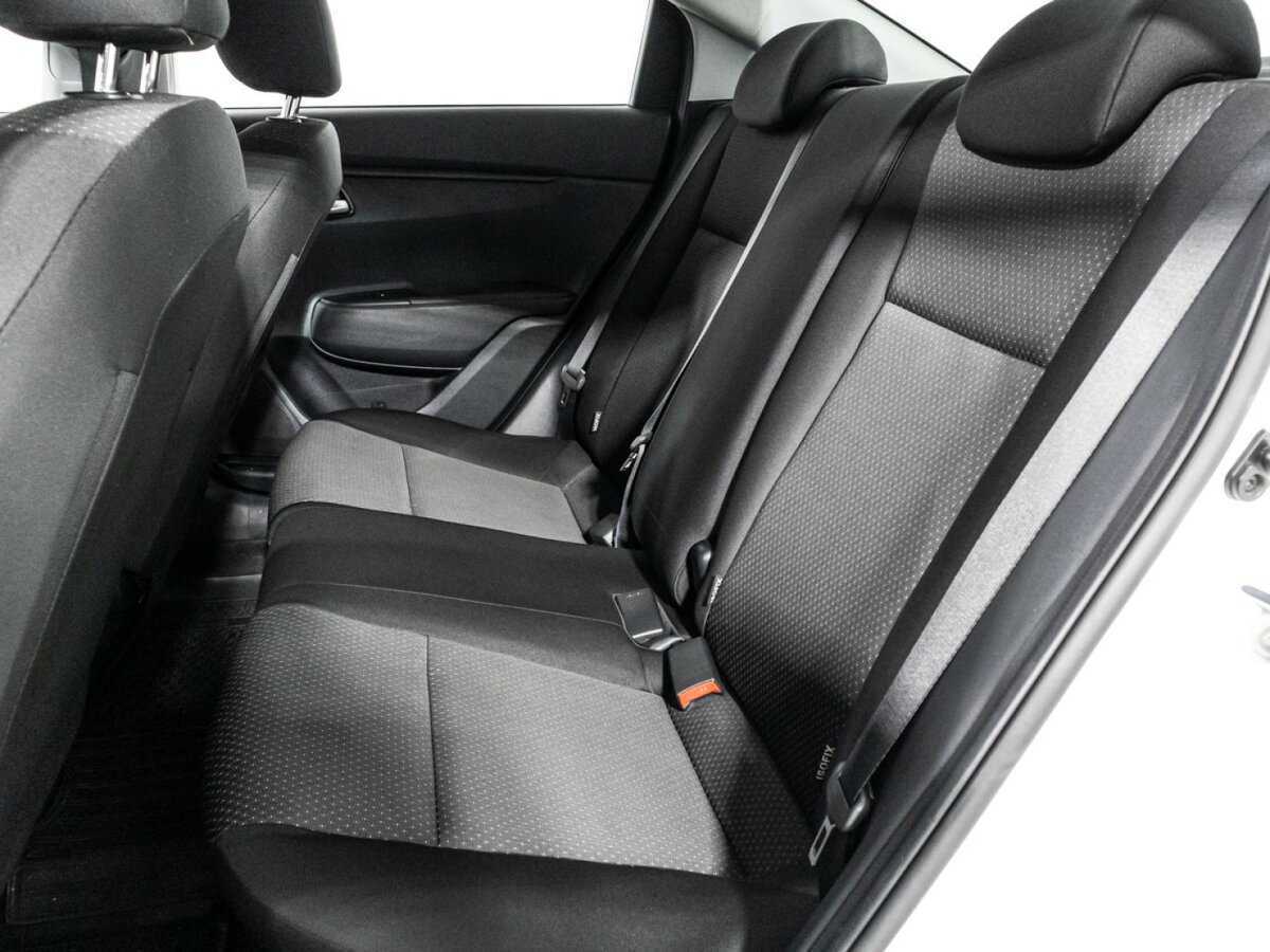 Купить Kia Rio с пробегом. Фото: #10