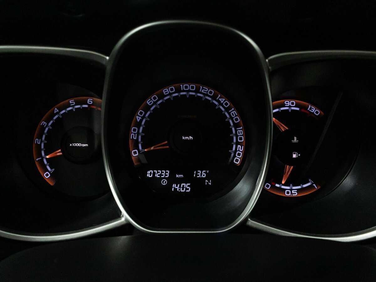 Купить Lada (ВАЗ) Vesta с пробегом. Фото: #11