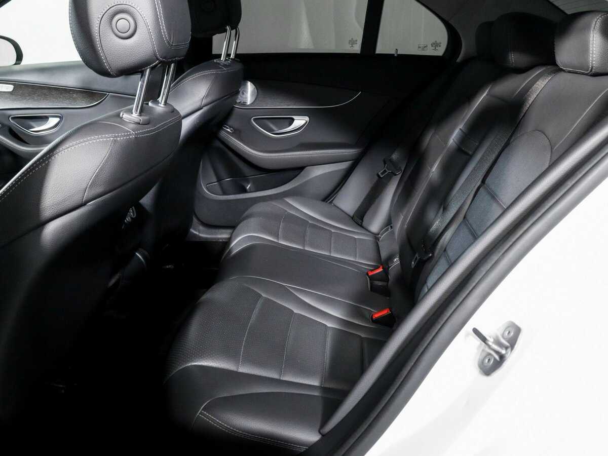 Купить Mercedes-Benz C-Класс с пробегом. Фото: #9