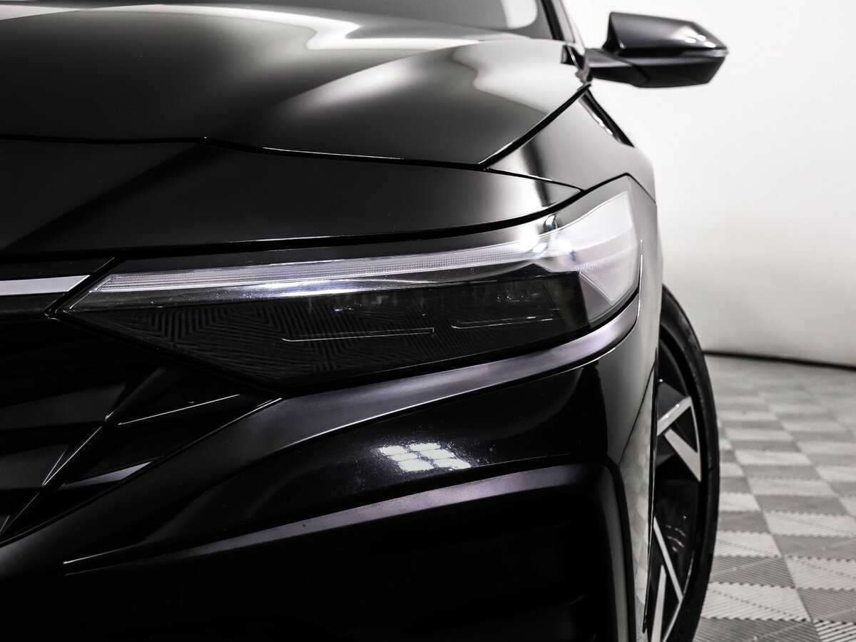 Купить Hyundai Elantra с пробегом. Фото: #14