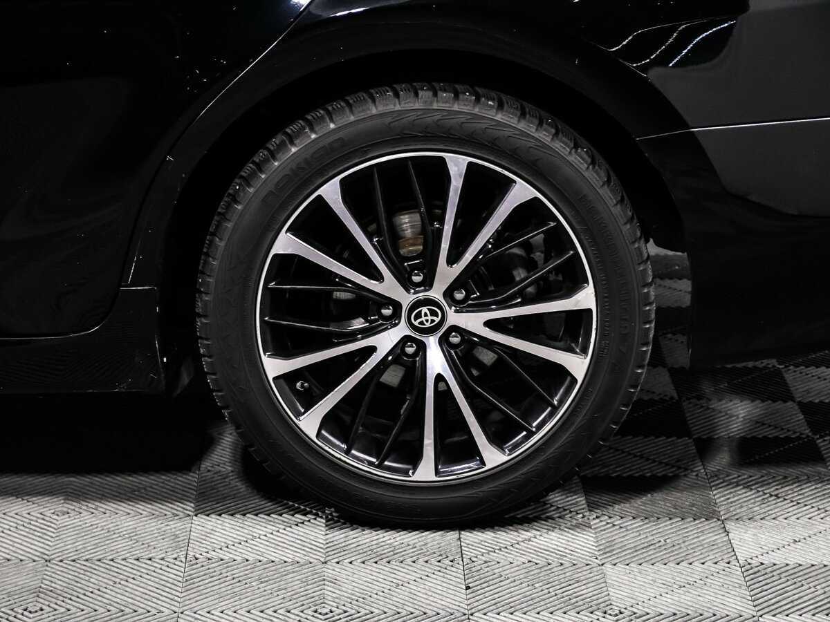 Купить Toyota Camry с пробегом. Фото: #13