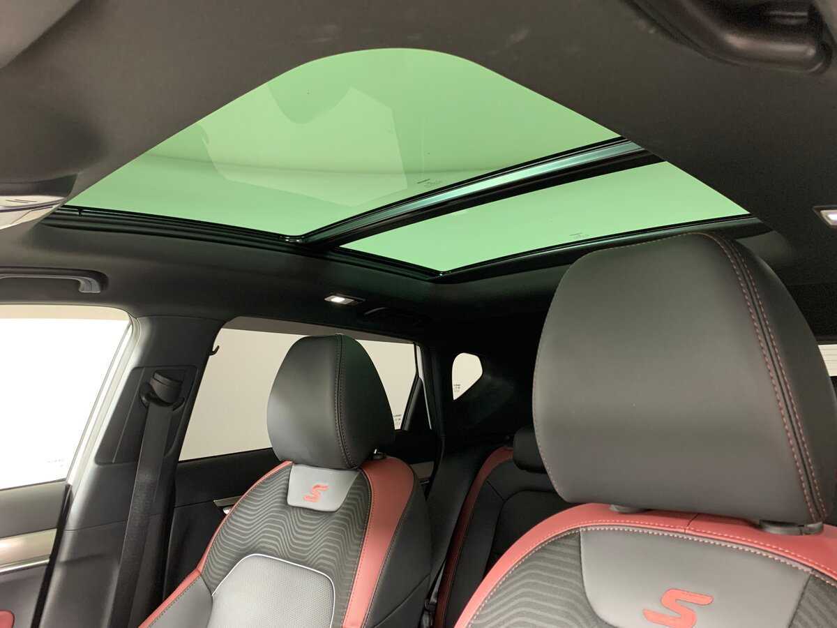 Купить Geely Coolray с пробегом. Фото: #18