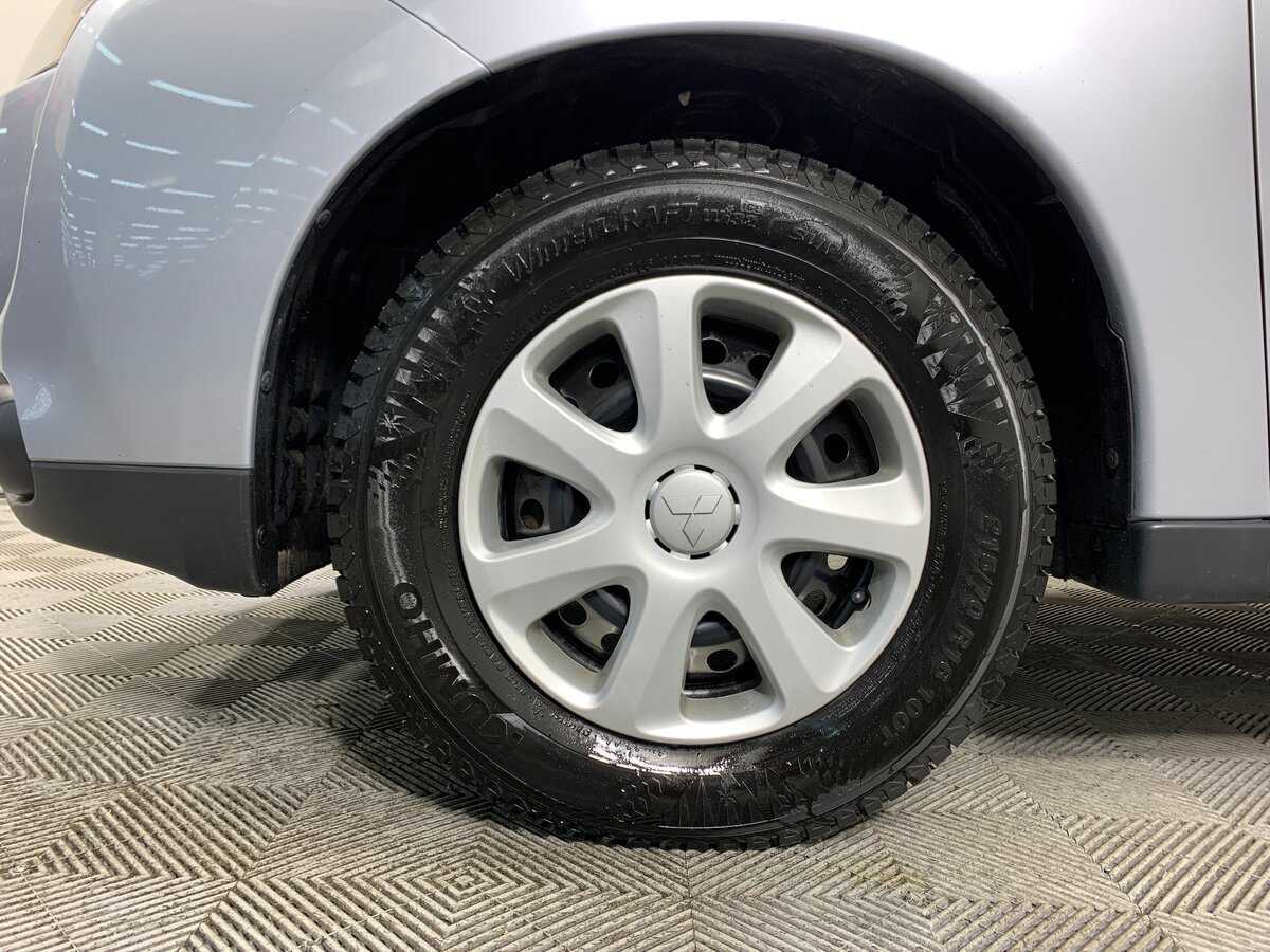 Купить Mitsubishi Outlander с пробегом. Фото: #8