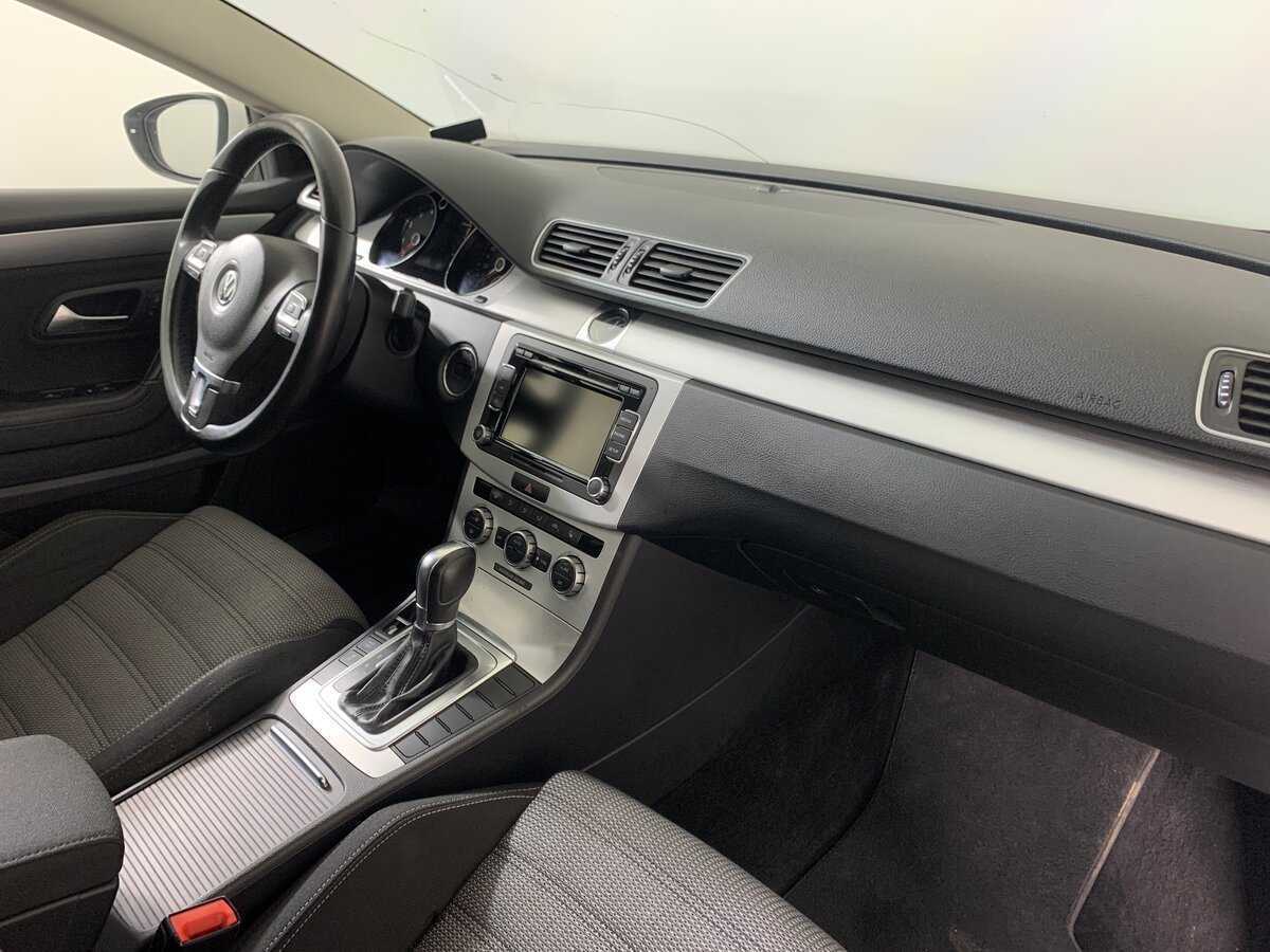 Купить Volkswagen Passat CC с пробегом. Фото: #13