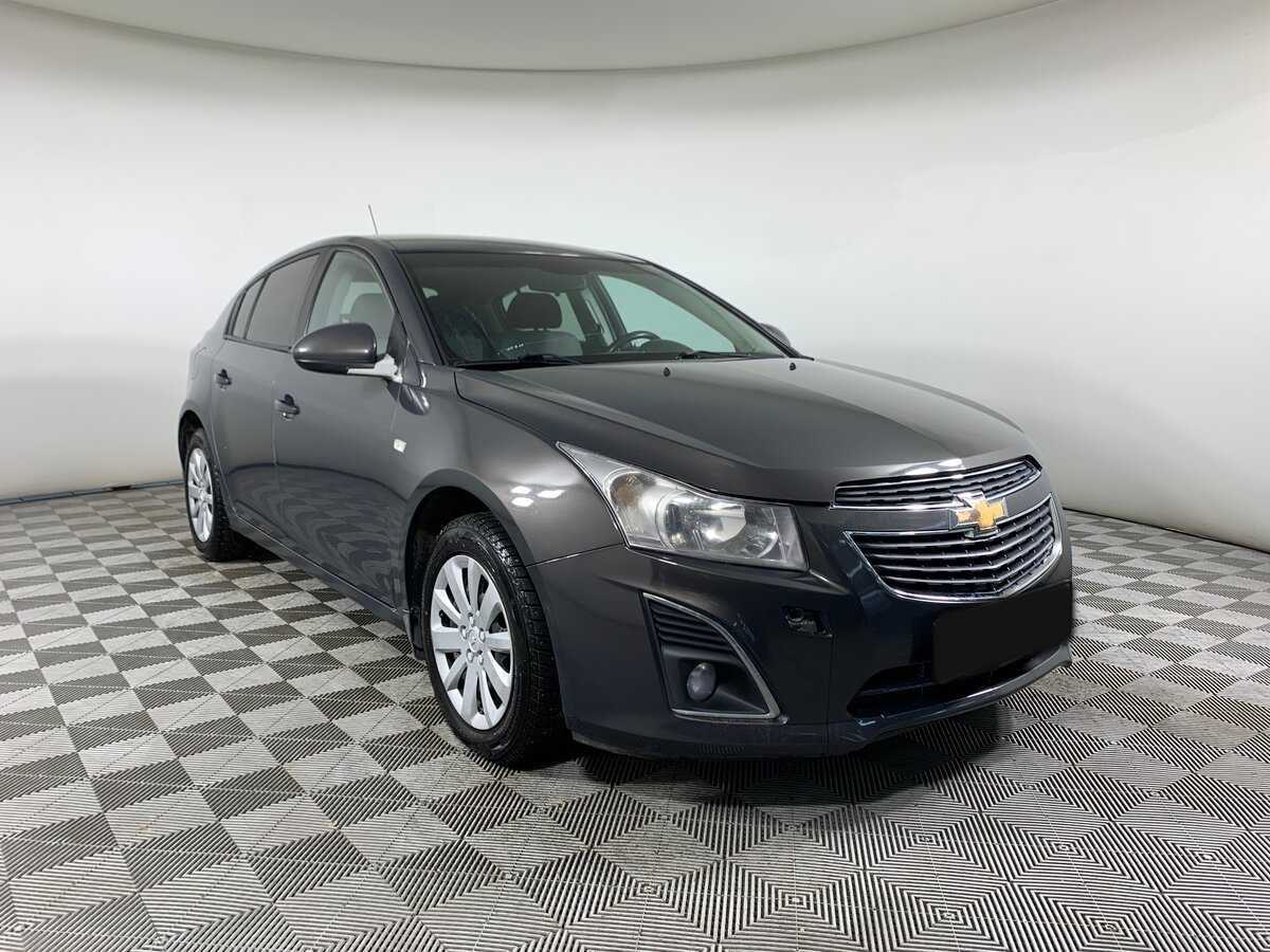 Купить Chevrolet Cruze с пробегом. Фото: #2