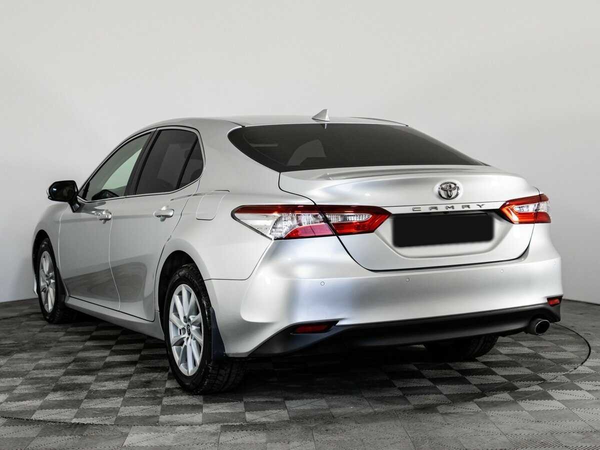 Купить Toyota Camry с пробегом. Фото: #5