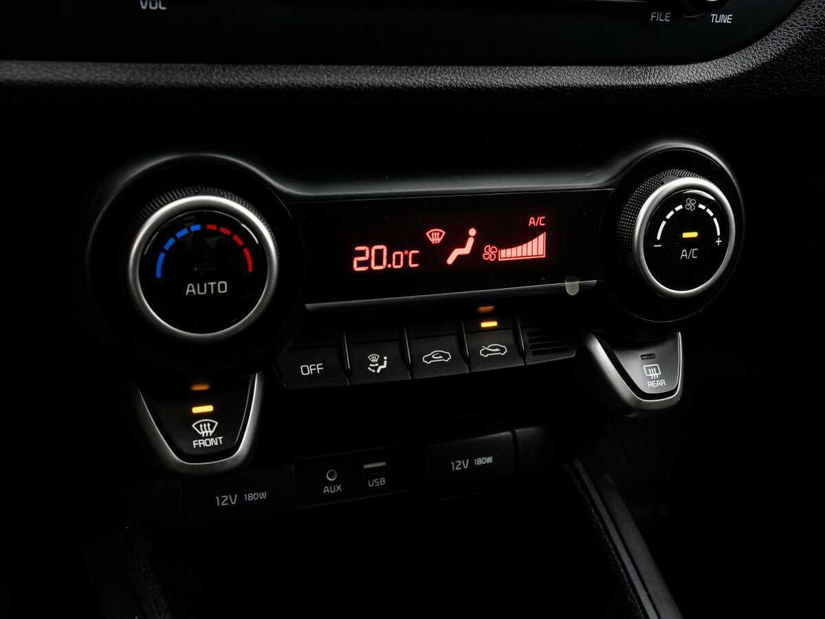 Купить Kia Rio с пробегом. Фото: #13