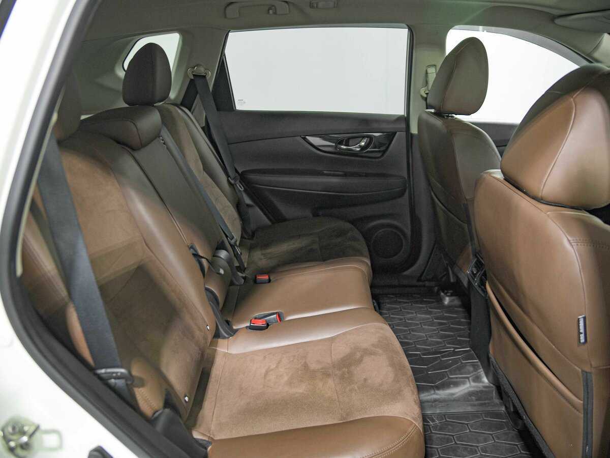 Купить Nissan X-Trail с пробегом. Фото: #17