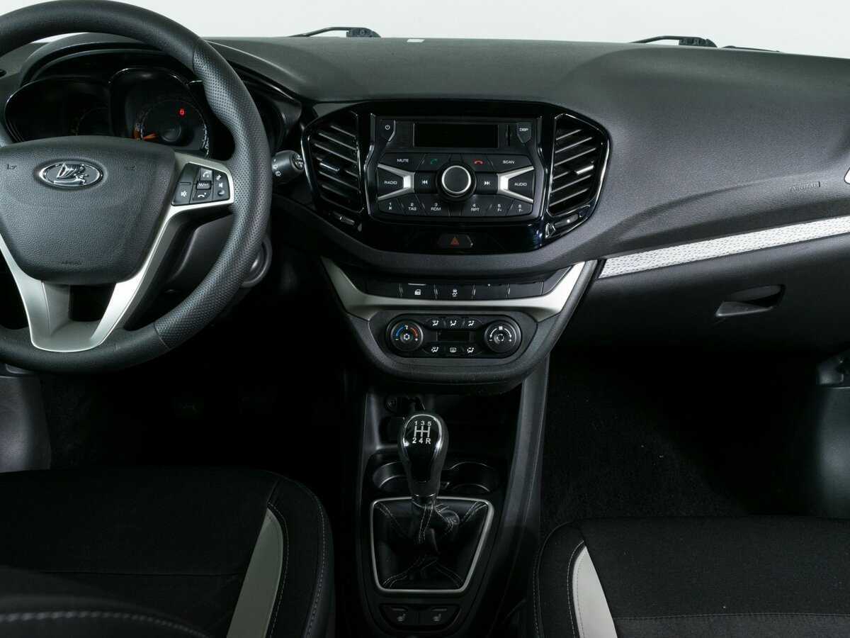 Купить Lada (ВАЗ) Vesta с пробегом. Фото: #9