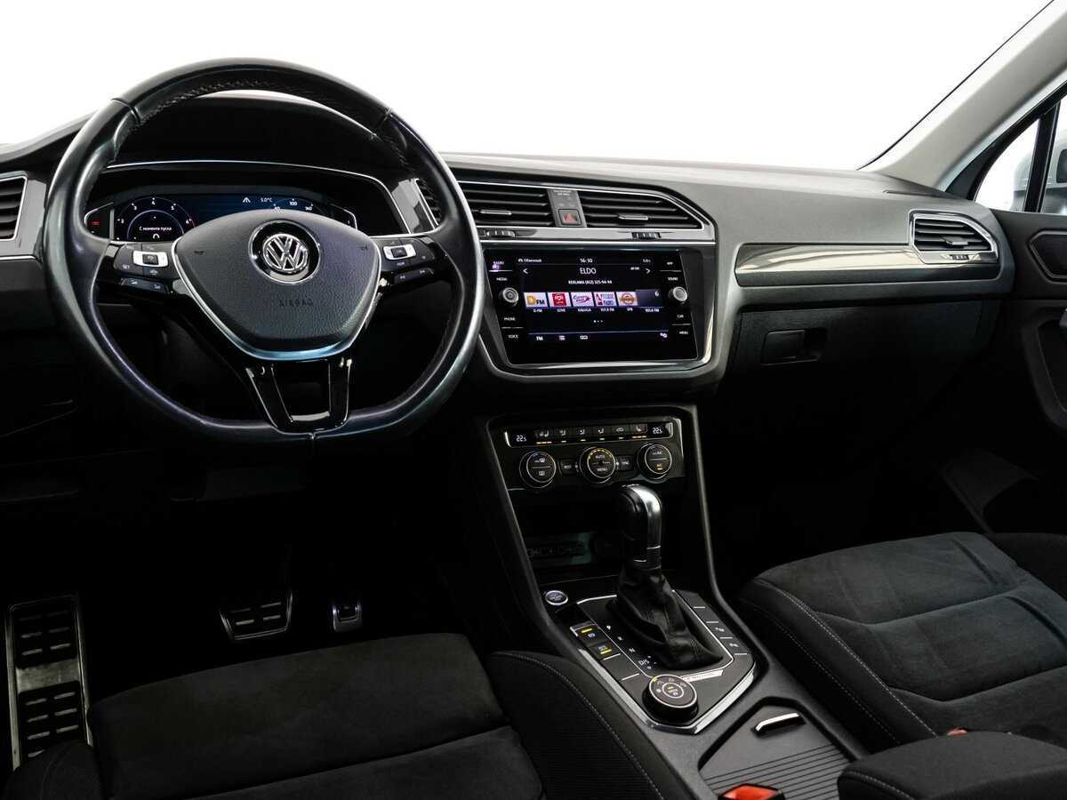 Купить Volkswagen Tiguan с пробегом. Фото: #8