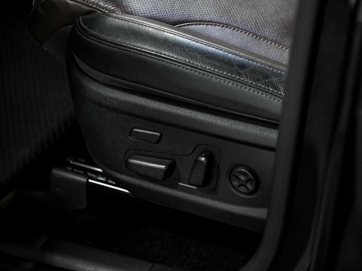 Купить Hyundai Santa Fe с пробегом. Фото: #17