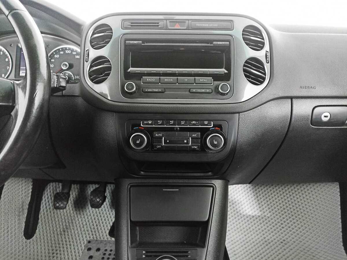 Купить Volkswagen Tiguan с пробегом. Фото: #14