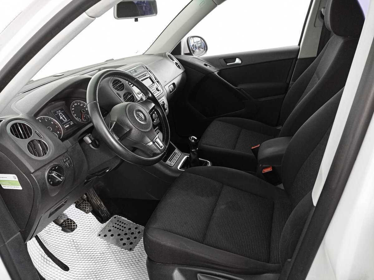 Купить Volkswagen Tiguan с пробегом. Фото: #15