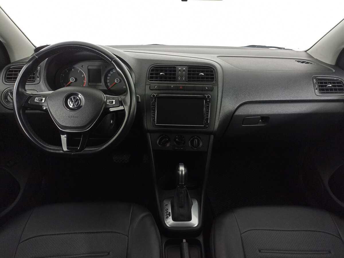 Купить Volkswagen Polo с пробегом. Фото: #13